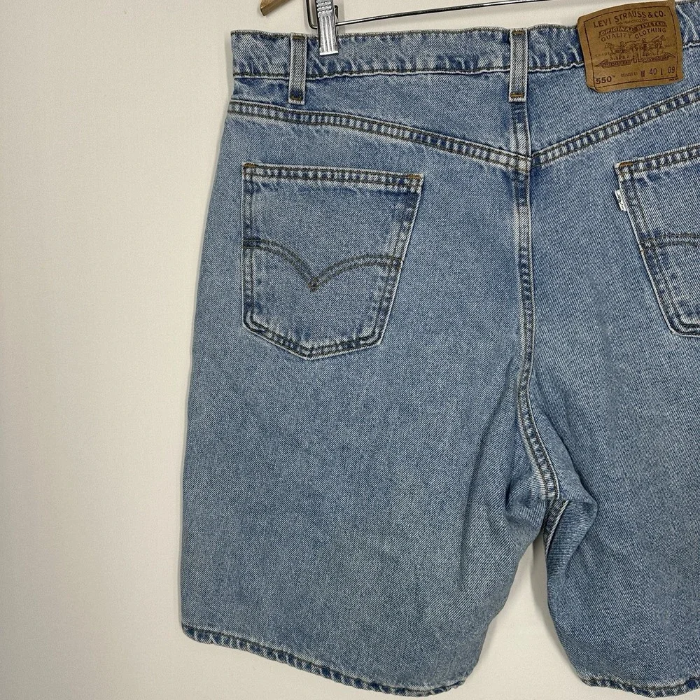 Levis White Tab 550 Relaxed Y2K Shorts Size 38 USA Baggy 90s Denim Jean Jorts
